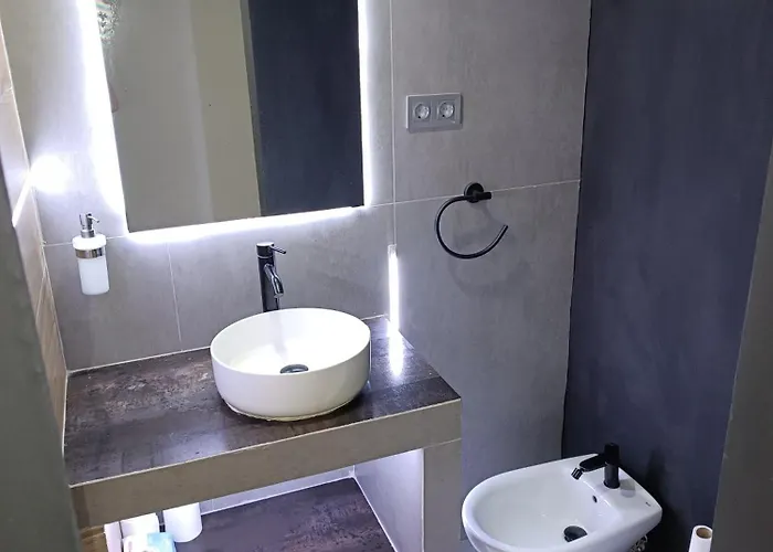 דירה Mezquita Catedral, Saqunda *